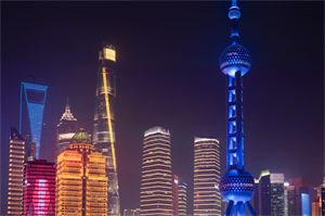 A night in Shanghai, a romantic world that should not be missed for two people.